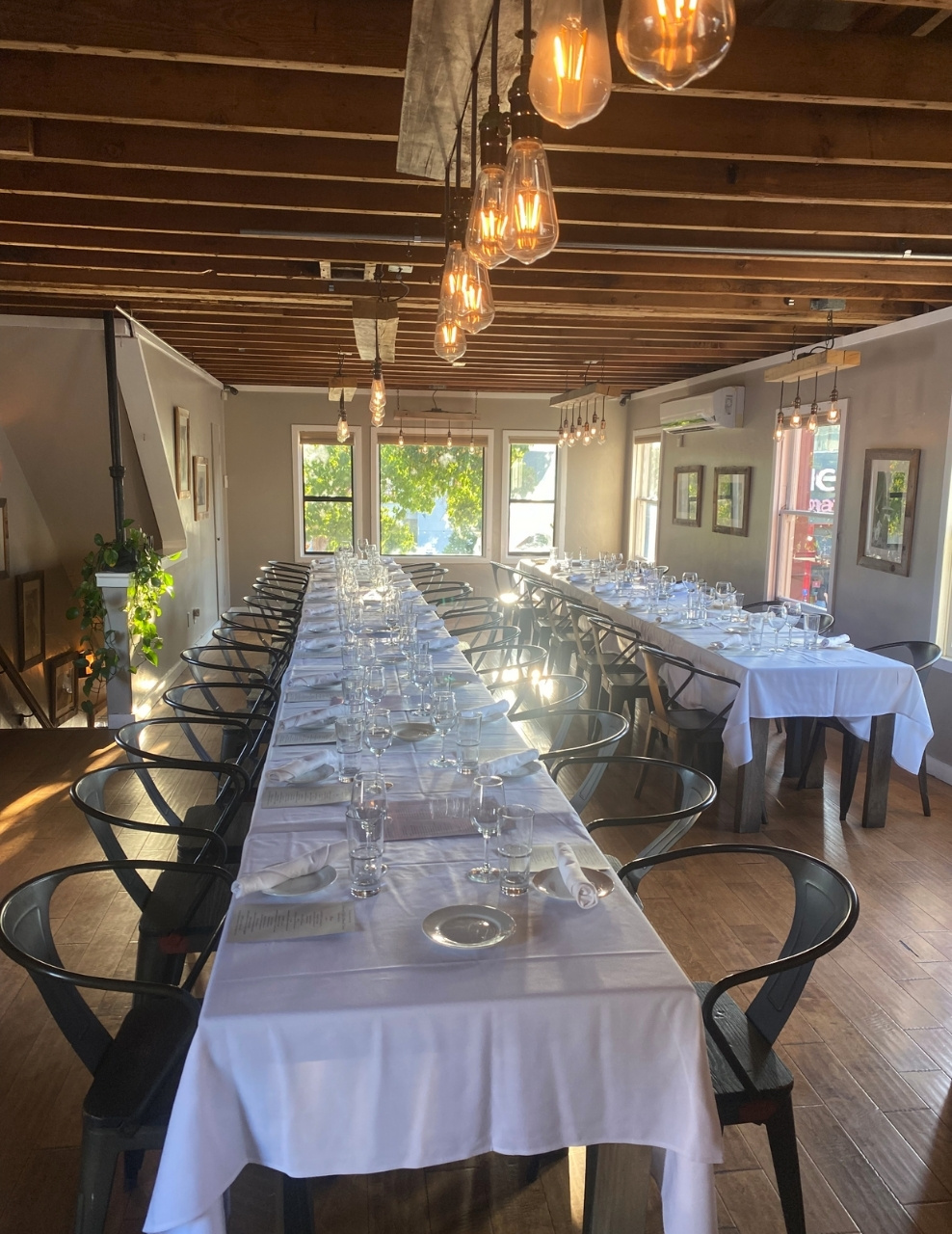 UpstairsprivateeventsatIllando